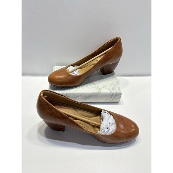 Comfortiva Womens AMORA Tan Leather Pumps Shoes Size 8W Slip Resistant Cushion - Picture 3 of 16